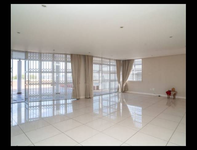 4 BEDROOM APARTMENT TO LET IN MUSGRAVE
